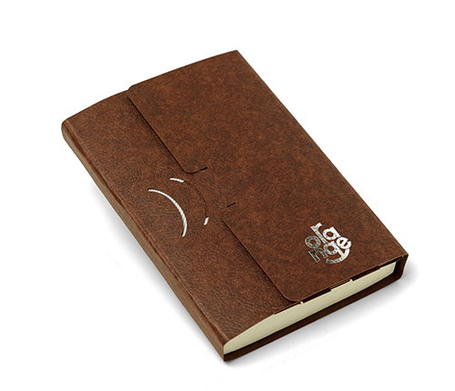 もう折れない、大切な本を包むブックカバー