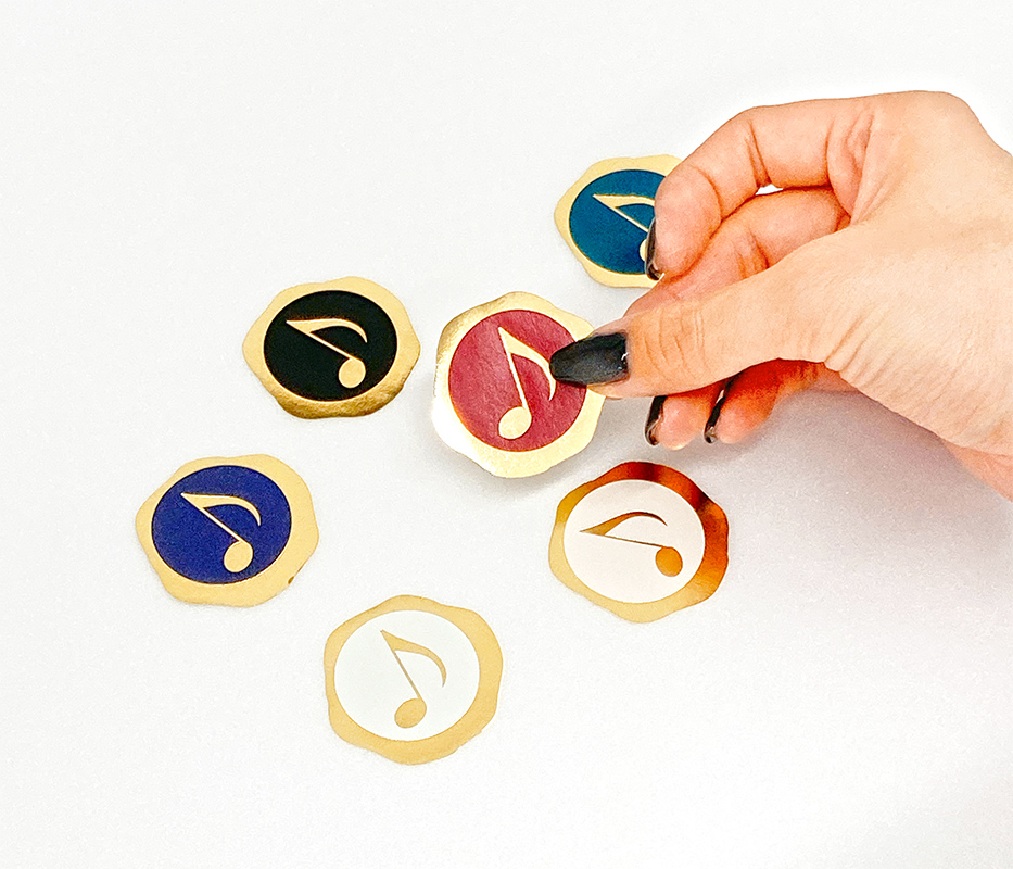 箔押しシールで特別感